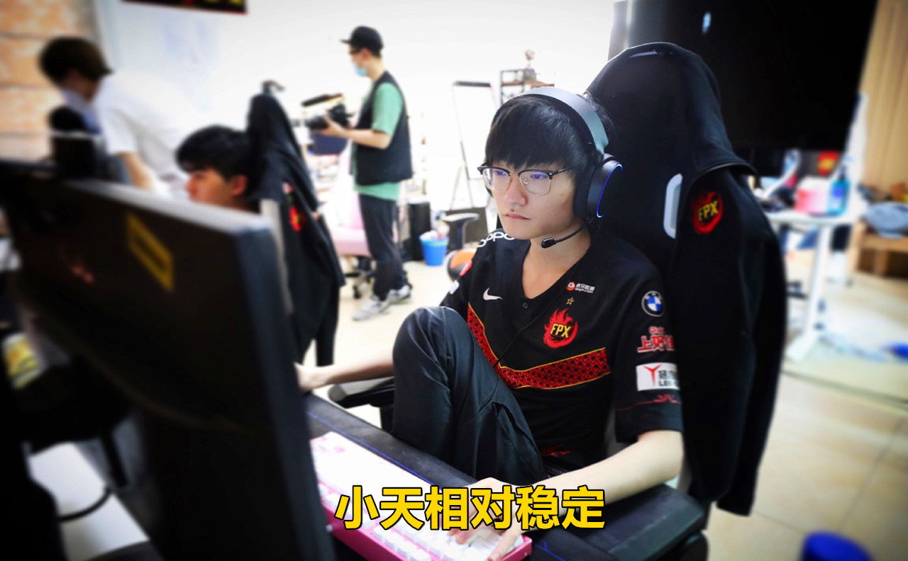 Doinb迎来十五赛季高光表现，美国队球迷沸腾！的简单介绍