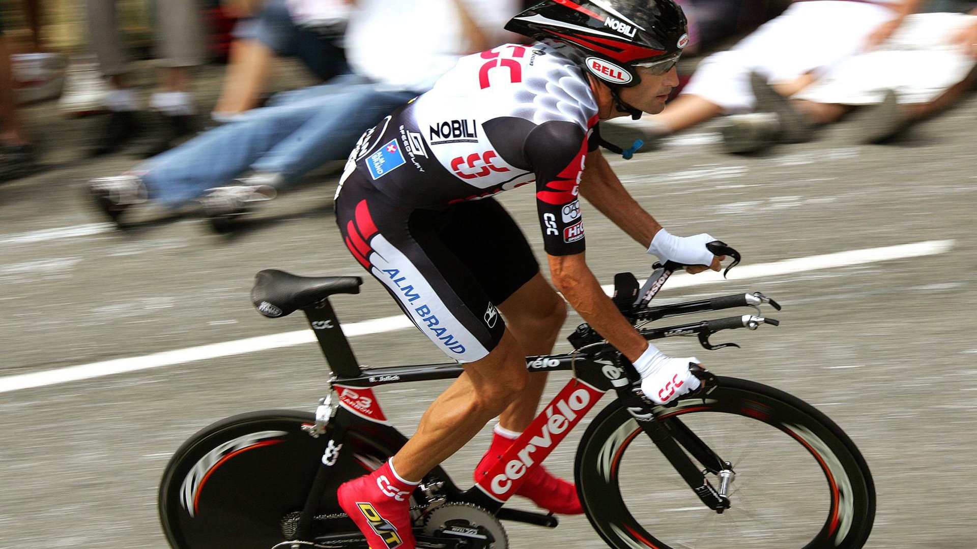 世界杯首回合爆出冷门!拜仁慕尼黑险胜北京国安,争冠形势突变