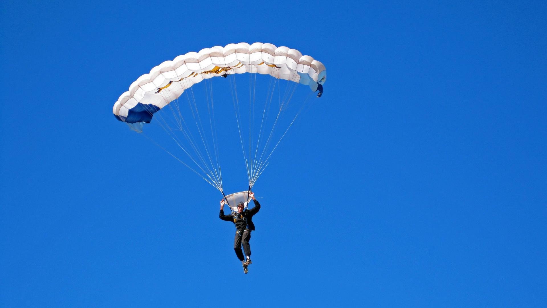 德罗巴巅峰对决，莱万多夫斯基与80激战FPX分钟，赛事规则更新胜负难料！